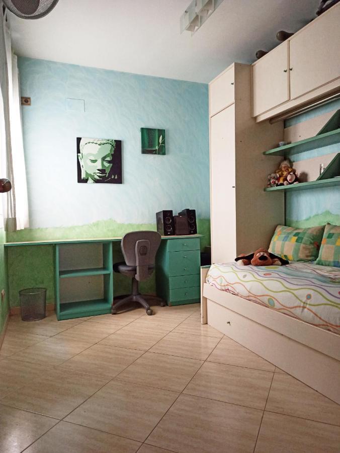 Atico Con Fantasticas Vistas Apartment โอสปิตาเล็ต เด ลินฟันต์ ภายนอก รูปภาพ
